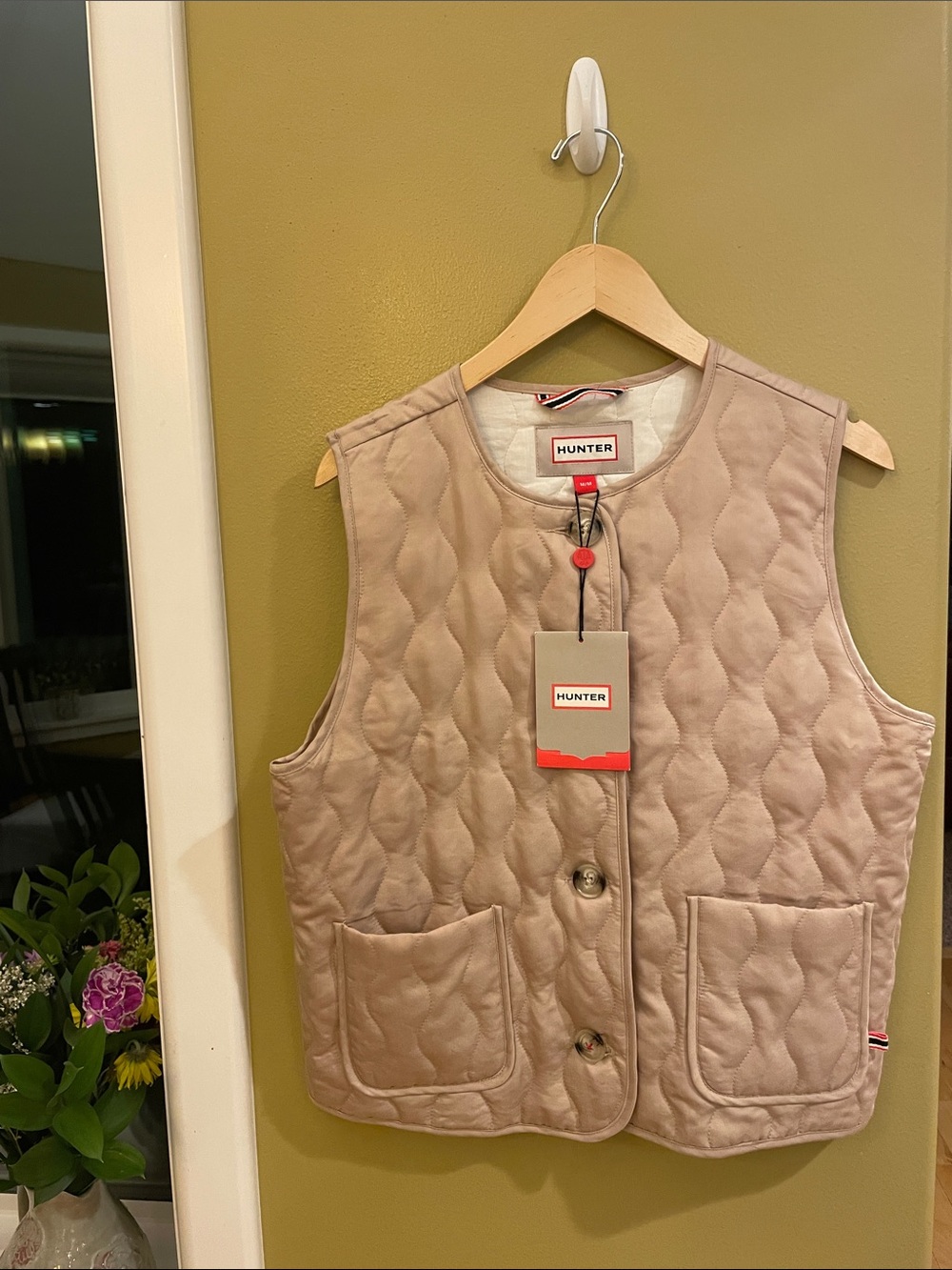 NWT Hunter Quilted Sleeveless Vest